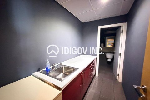 Oficiu de închiriat în Business Bay, Dubai, EAU 70 mp. №693614 - poză 7