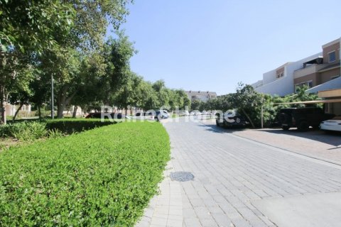 Kuća u nizu u gradu Motor City, Dubai, UAE 4 spavaće sobe, 373.5 m2 Br. 578767 - Slika 25