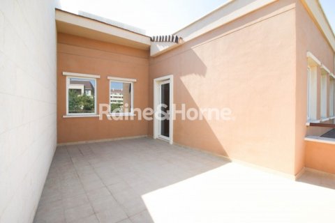 Kuća u nizu u gradu Motor City, Dubai, UAE 4 spavaće sobe, 373.5 m2 Br. 578767 - Slika 19