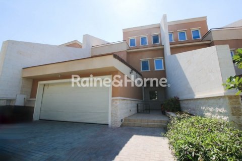 Kamienica w Motor City, Dubai, ZEA 4 sypialnie, 373.5 mkw. nr 578767