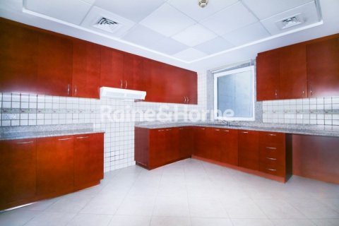 Kuća u nizu u gradu Motor City, Dubai, UAE 4 spavaće sobe, 373.5 m2 Br. 578767 - Slika 5