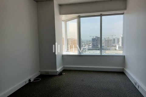 Kancelář v Sheikh Zayed Road, Dubai, SAE 186.1 m² Č.: 578768 - fotografie 10