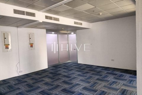 Oficiu în Sheikh Zayed Road, Dubai, EAU 186.1 mp.  №578768