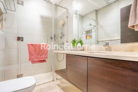 Apartment til salg i Downtown Dubai (Downtown Burj Dubai), Dubai, UAE 2 soveværelser, 155.8 kvm № 578764 - foto 20