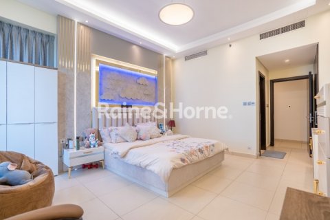 Apartment til salg i Downtown Dubai (Downtown Burj Dubai), Dubai, UAE 2 soveværelser, 155.8 kvm № 578764 - foto 13