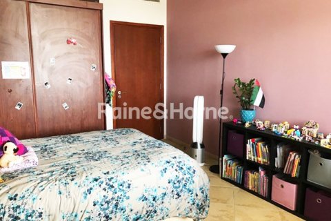 Apartment til salg i Motor City, Dubai, UAE 3 soveværelser, 231.2 kvm № 578766 - foto 8