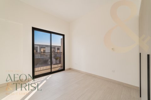Al Furjan、Dubai、UAEにあるタウンハウス 4ベッドルーム、336 m2 No648392