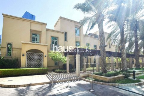 Dubai Marina, Dubai, संयुक्त अरब अमीरात में विला, 3 बेडरूम, 520 वर्ग मीटर, संख्या 625641 - फ़ोटो 8