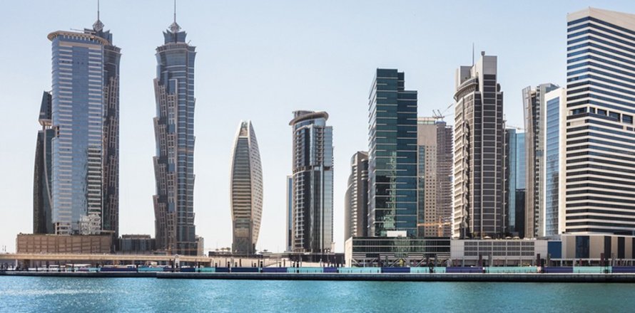 Terrain à Dubai, EAU № 700983