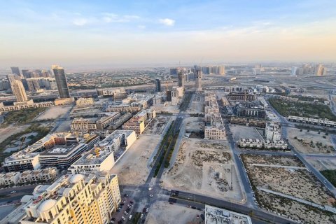 Land in Dubai, UAE № 700982