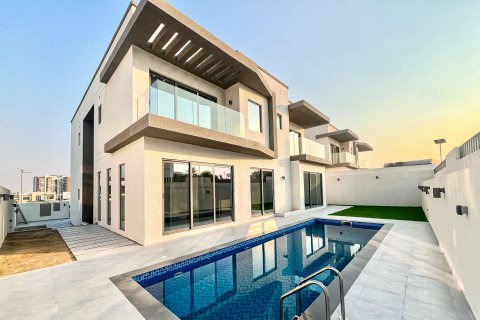 Villa zur Miete in Al Furjan, Dubai, VAE 6 Schlafzimmer, 592.59 m2 Nr. 750902 - Foto 17