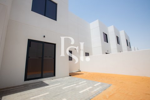 Yas Island、Abu Dhabi、UAE にあるタウンハウス販売中 2ベッドルーム、124 m2、No716181 - 写真 2
