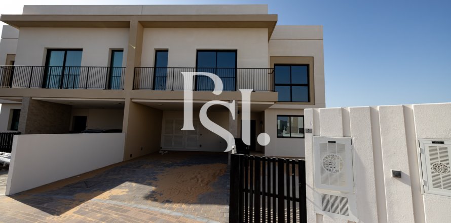 Vila na Yas Island, Abu Dhabi, UAE 643 m2, 4 spavaćih soba Br. 716180