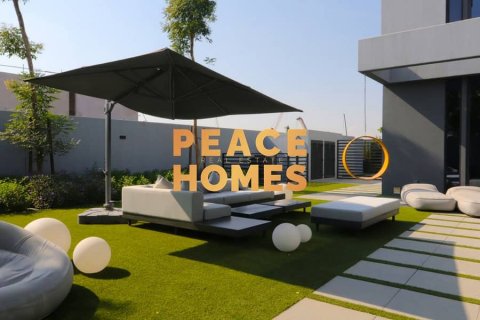 Vila di Tilal City, Sharjah, UAE 4 bilik tidur, 469 meter persegi № 396186 - foto 6