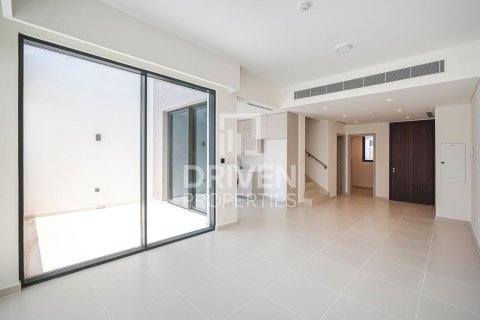 Arabian Ranches 3, Dubai, संयुक्त अरब अमीरात में टाउनहाउस, 4 बेडरूम, 144.65 वर्ग मीटर, संख्या 762713 - फ़ोटो 2