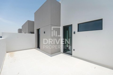 Arabian Ranches 3, Dubai, संयुक्त अरब अमीरात में टाउनहाउस, 4 बेडरूम, 144.65 वर्ग मीटर, संख्या 762713 - फ़ोटो 24