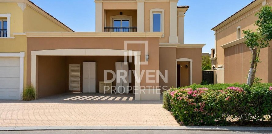 Dubai Land、Dubai、UAEにあるヴィラ 3ベッドルーム、324.97 m2 No762712