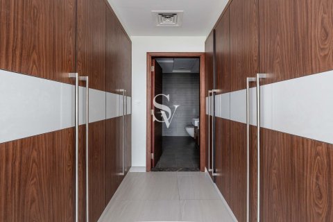Apartamento para arrendamento em Bur Dubai, Dubai, EAU 1 quarto, 92 m2 № 726485 - foto 6