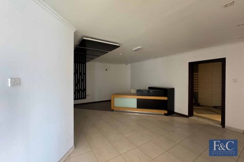 Al Quoz, Dubai, BAE’de kiralık depo 557 m&sup2; No 704698 - fotoğraf 3