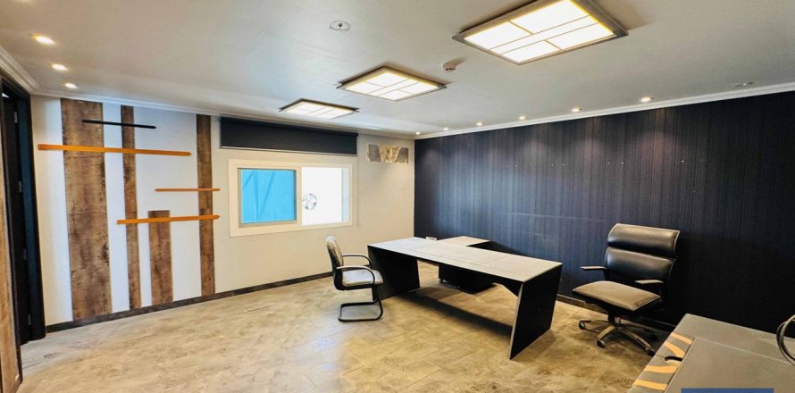 Al Quoz, Dubai, BAE’de depo 557 m&sup2; No 704698