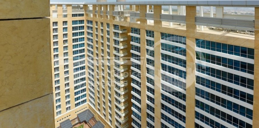 Apartamento en Muroor Area, Abu Dhabi, EAU 3 dormitorios, 176.5 m² № 410667