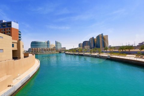 Appartement te huur in Al Raha Beach, Abu Dhabi, VAE 3 slaapkamers, 167.2 vr.m., nr 410666 - foto 16