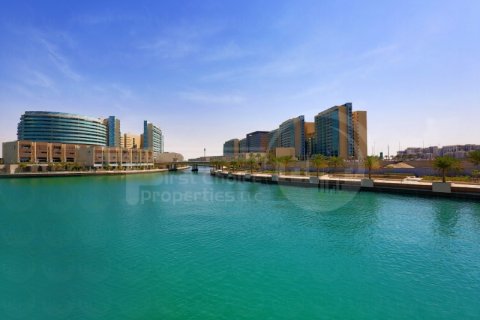Appartement te huur in Al Raha Beach, Abu Dhabi, VAE 3 slaapkamers, 167.2 vr.m., nr 410666 - foto 15