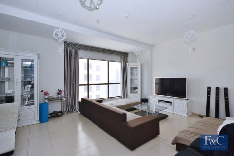 Jumeirah Beach Residence, Dubai, संयुक्त अरब अमीरात में अपार्टमेंट, 2 बेडरूम, 120 वर्ग मीटर, संख्या 704790 - फ़ोटो 3