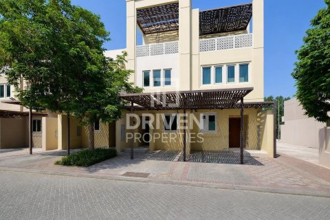 Māja Dubai Waterfrontjā, AAE 3 istabas, 95.04 m2 Nr. 768474