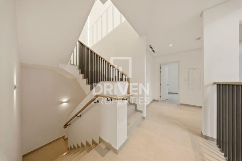 Kaupunkipientalo Mudon, Dubai, Arabiemiraatit 4 makuuhuonetta, 248.33 m2 № 768470 - kuva 19