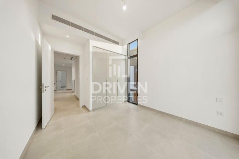 Kaupunkipientalo Mudon, Dubai, Arabiemiraatit 4 makuuhuonetta, 248.33 m2 № 768470 - kuva 9