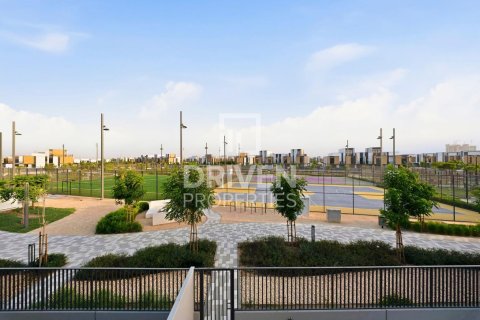 Kaupunkipientalo Mudon, Dubai, Arabiemiraatit 4 makuuhuonetta, 248.33 m2 № 768470 - kuva 27