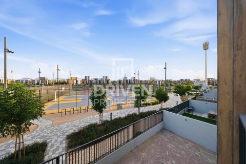 Kaupunkipientalo Mudon, Dubai, Arabiemiraatit 4 makuuhuonetta, 248.33 m2 № 768470 - kuva 25