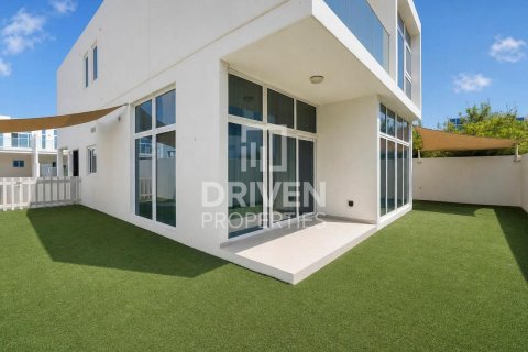 Villa zur Miete in Dubai, VAE 6 Schlafzimmer, 322 m2 Nr. 768472 - Foto 29