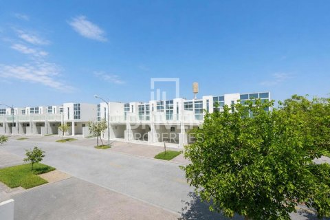 Villa zur Miete in Dubai, VAE 6 Schlafzimmer, 322 m2 Nr. 768472 - Foto 28