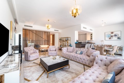 Villa in vendita a Dubai Sports City, Dubai, EAU 4 camere da letto, 377 mq. № 739618 - foto 5