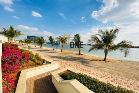 Müüa villa asukohaga Mina Al Arab, Ras Al Khaimah, AÜE: 5 magamistoaga, 603.9 m² Nr 579859 - pilt 2