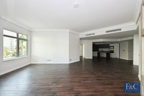 Wohnung in Palm Jumeirah, Dubai, VAE: 3 Schlafzimmer, 204 m2 Nr. 704743