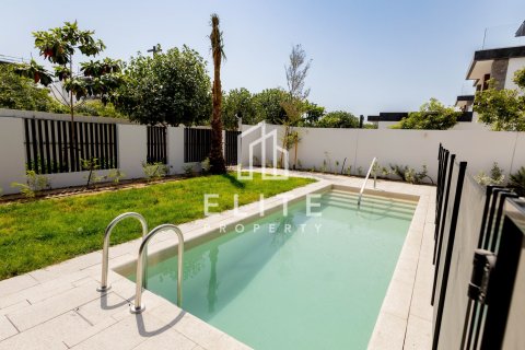 Willa na sprzedaż w Tilal Al Ghaf, Dubai, ZEA 5 sypialnie, 512 mkw., nr 762889 - zdjęcie 2