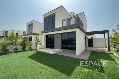 Villa in Dubai Hills Estate, UAE 4 bedrooms, 230 sq.m. № 738260