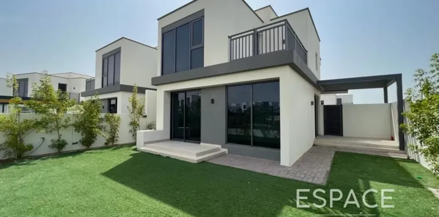 Vila di Dubai Hills Estate, UEA 4 kamar tidur, 230 m2 nomor 738260