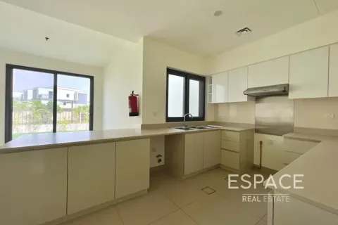 Vila di Dubai Hills Estate, UEA 4 kamar tidur, 230 m2 nomor 738260 - foto 4