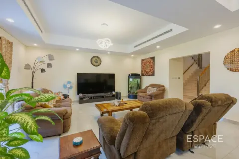 خانه شهری برای فروش در  Al Furjan، Dubai، امارات متحده عربی  3 خوابه ، 262 متر مربع ، شماره 738043 - تصویر 3