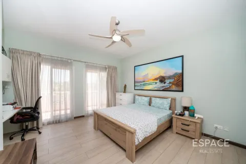 Vila di Meadows, Dubai, UAE 4 bilik tidur, 540 meter persegi № 738258 - foto 6