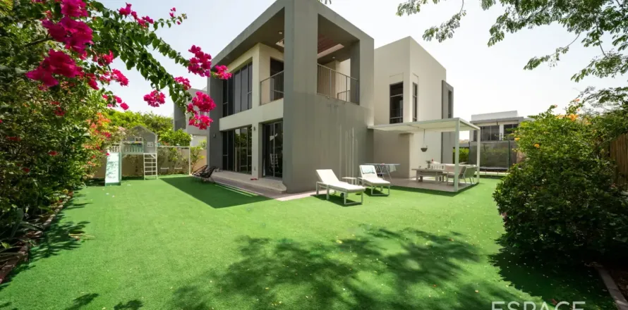 Villa em Dubai Hills Estate, Dubai, EAU 4 quartos, 327 m2 № 738261