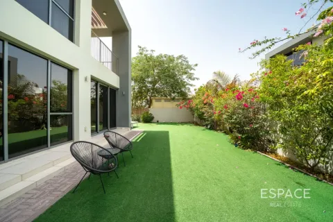Villa para arrendamento em Dubai Hills Estate, Dubai, EAU 4 quartos, 327 m2 № 738261 - foto 18
