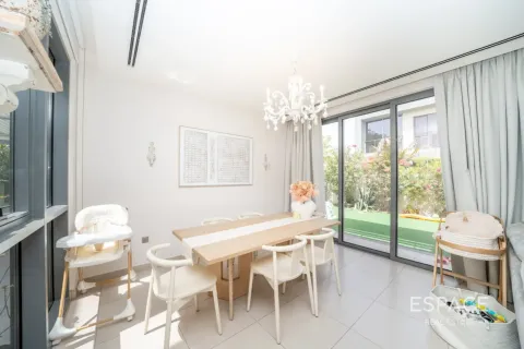 Villa para arrendamento em Dubai Hills Estate, Dubai, EAU 4 quartos, 327 m2 № 738261 - foto 5