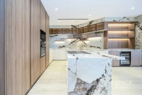 Palm Jumeirah, Dubai, UAE의 임대용 빌라 침실 4개, 550제곱미터 번호 738259 - 사진 7