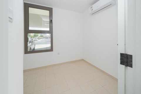 Townhouse in Town Square, Dubai, UAE 3 bedrooms, 188 sq.m. № 717768 - photo 13
