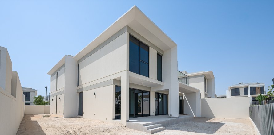 Villa a Tilal Al Ghaf, Dubai, EAU 5 camere da letto, 581.39 mq. № 748906